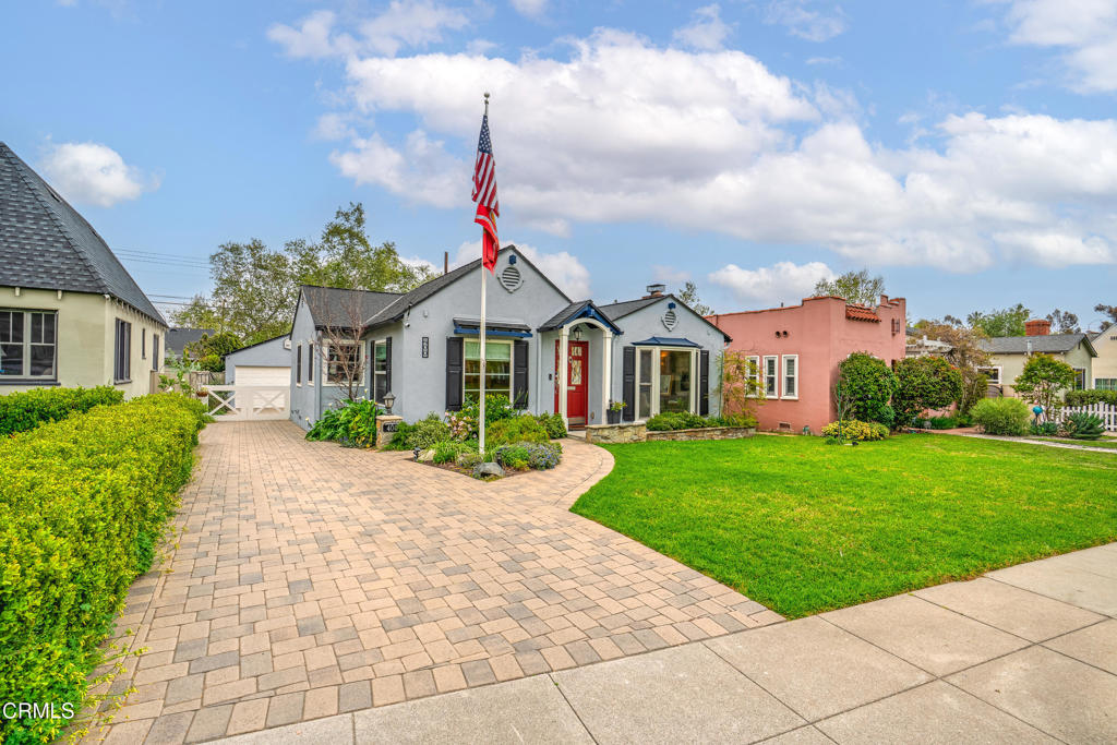 400 N Sunnyslope Avenue