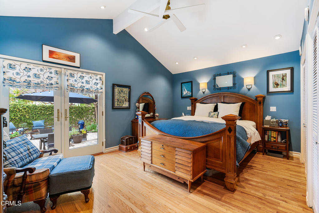 400 N Sunnyslope Avenue