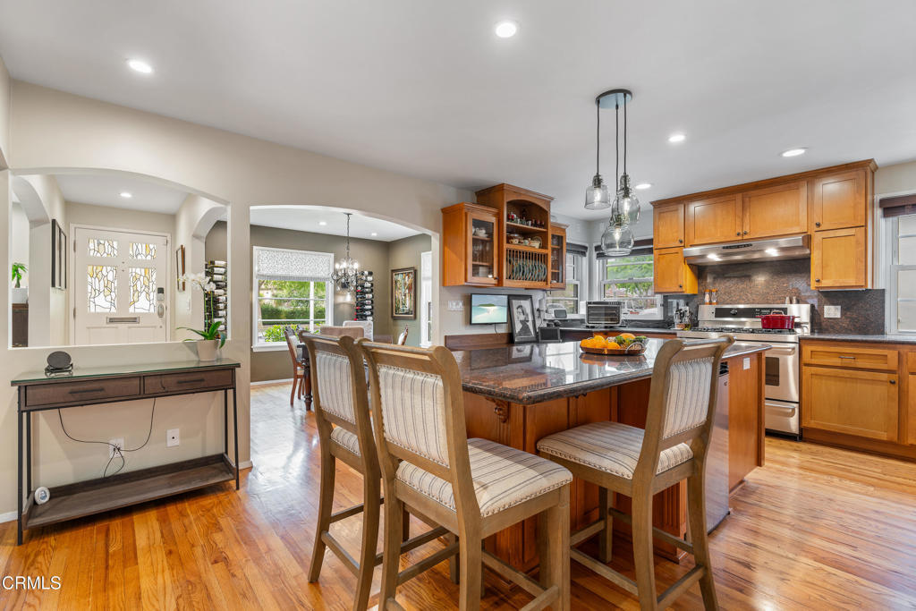 400 N Sunnyslope Avenue