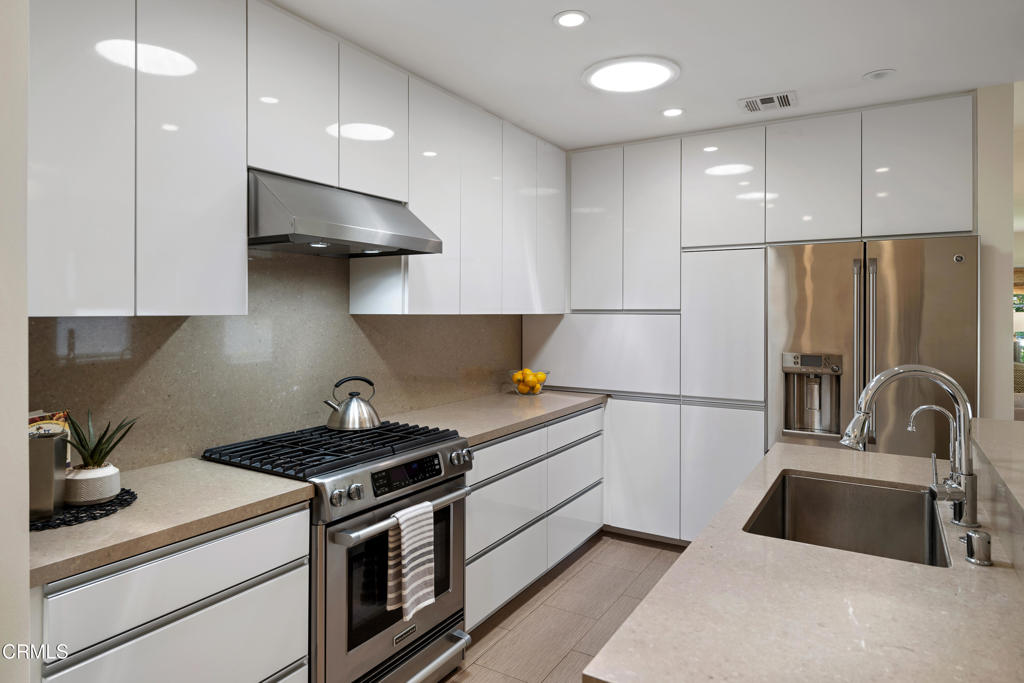 4531 El Camino Corto