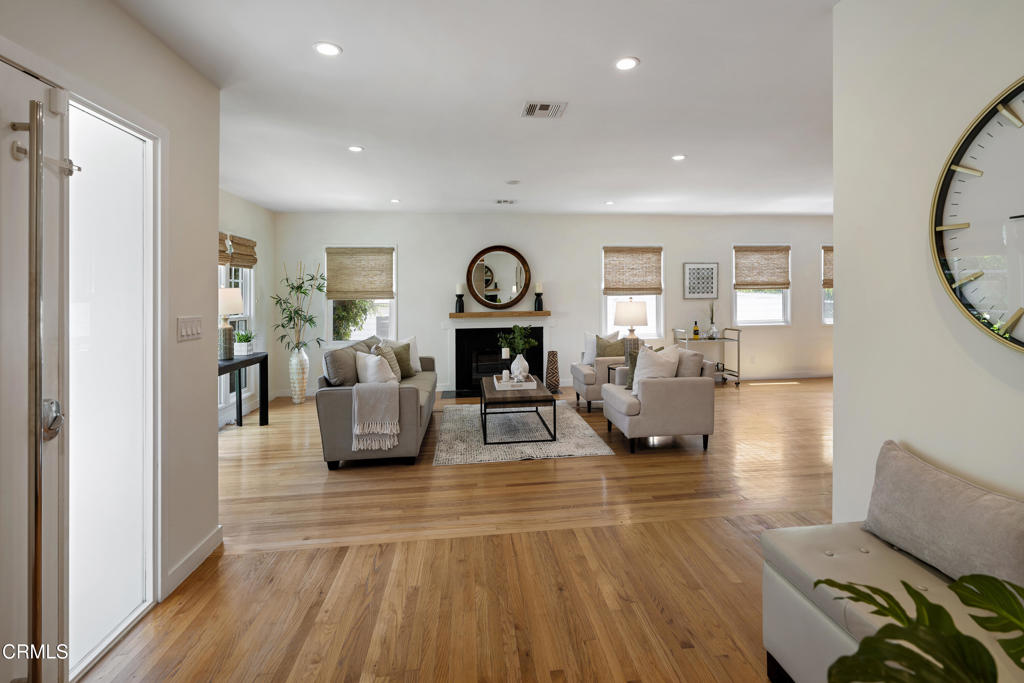 4531 El Camino Corto