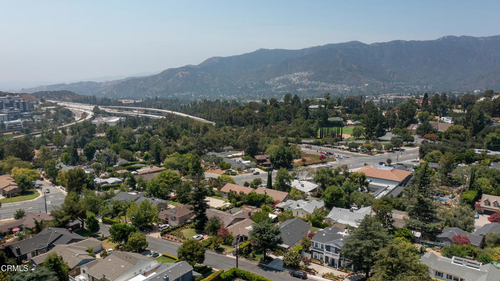 4531 El Camino Corto