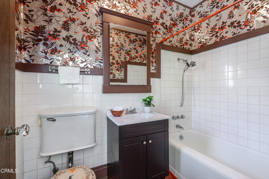 748 S El Molino Avenue