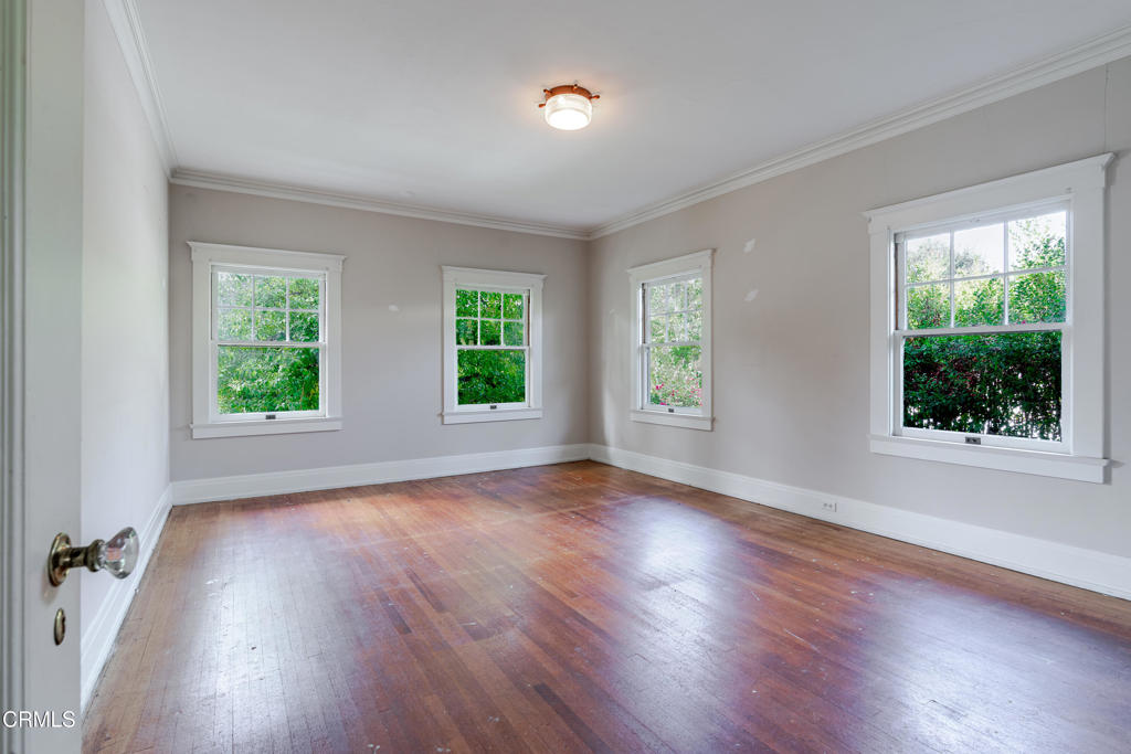 748 S El Molino Avenue