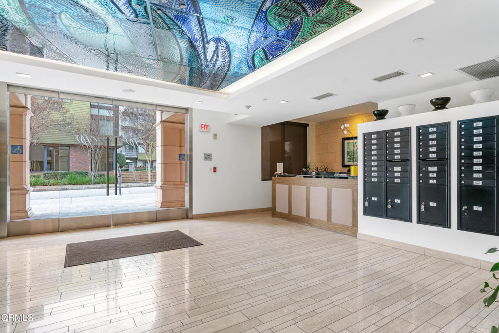 250 S De Lacey Avenue 402A