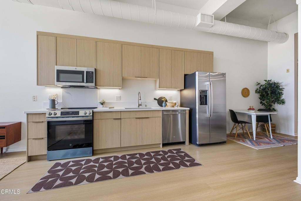 175 S Lake Avenue 314