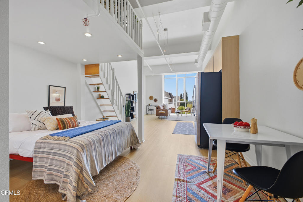 175 S Lake Avenue 314