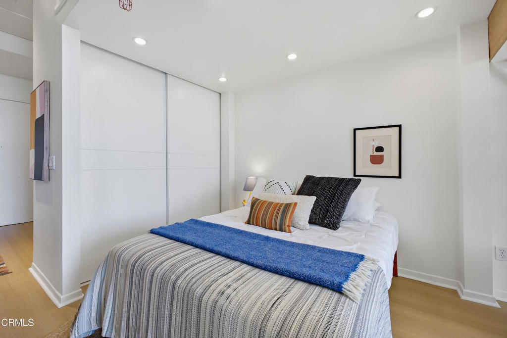 175 S Lake Avenue 314