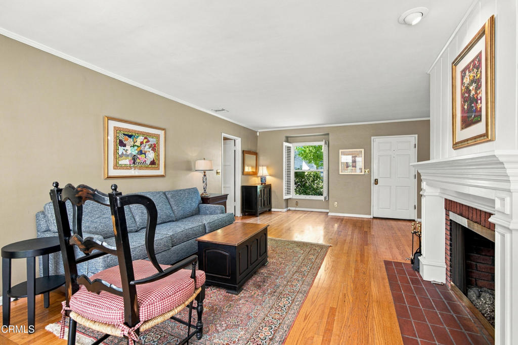 3586 Mountain View