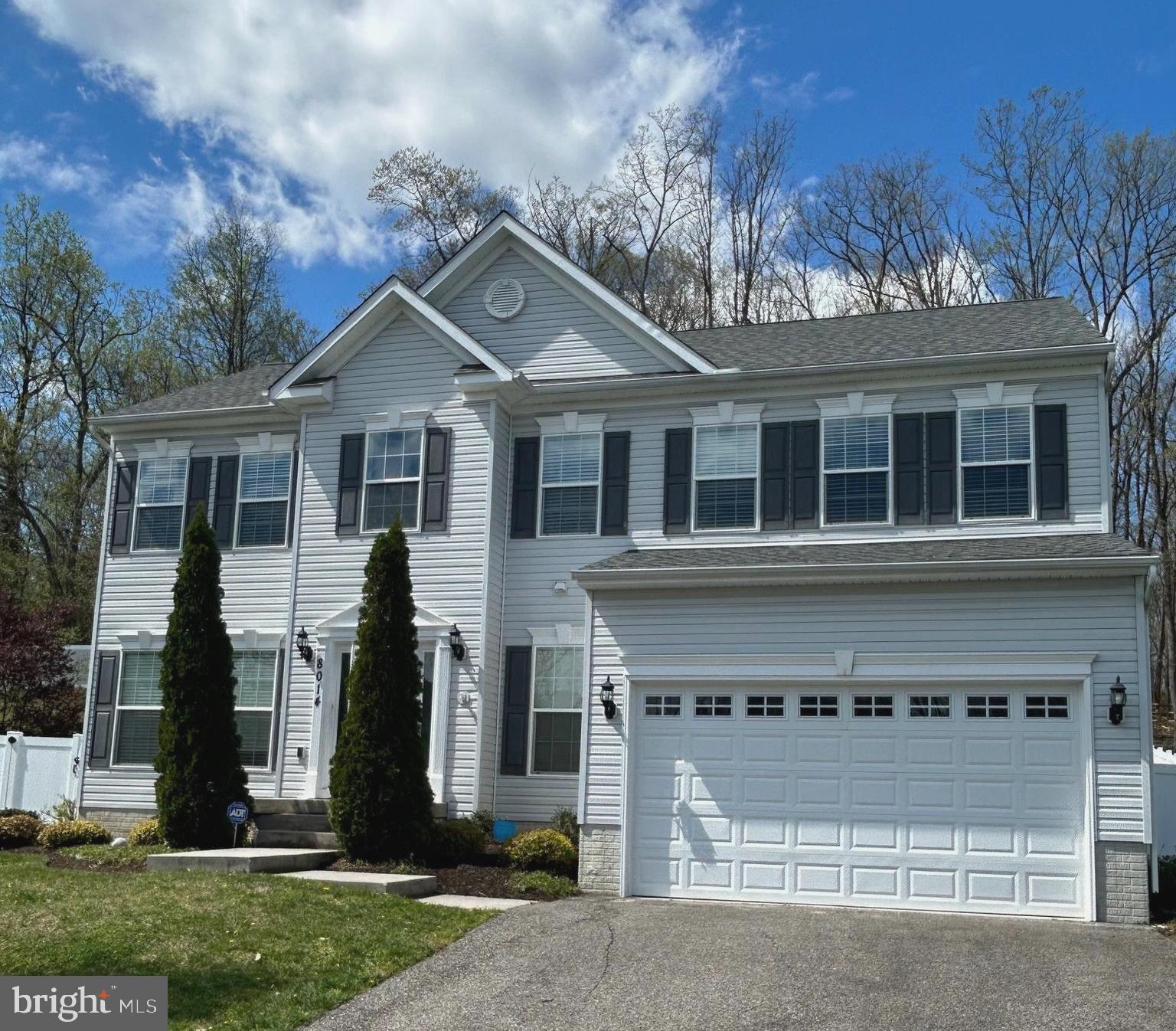 8014 Leeland Dr