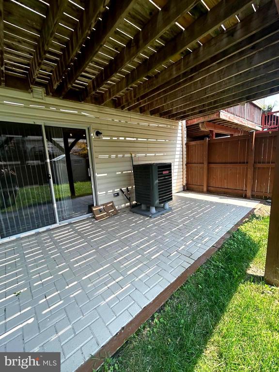 206 Quiet Ridge Ct