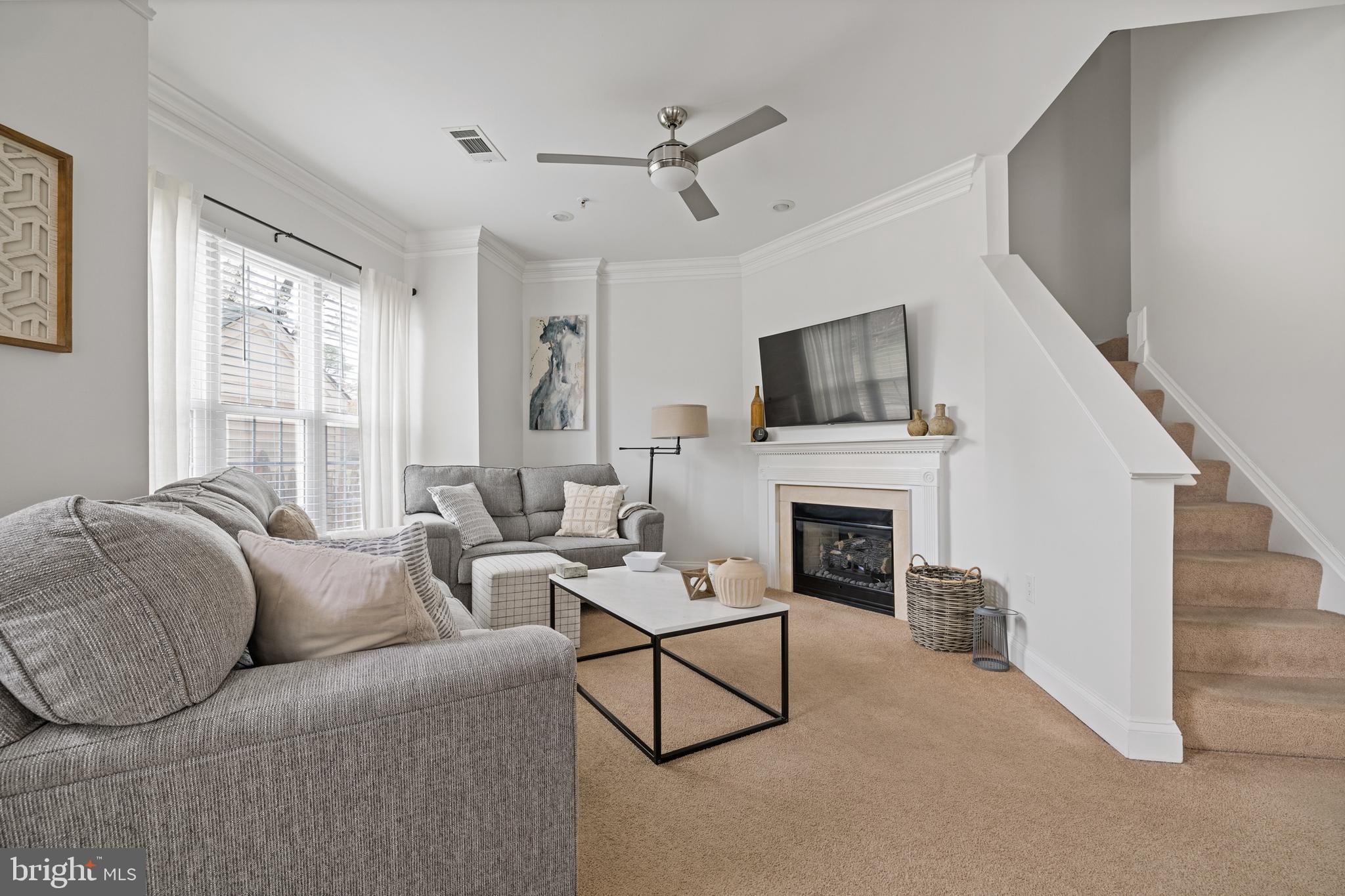 8712 Salinas Ct