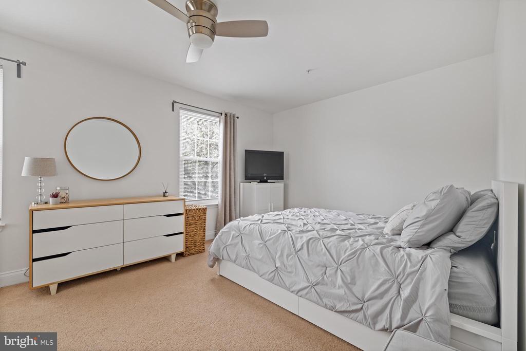 8712 Salinas Ct