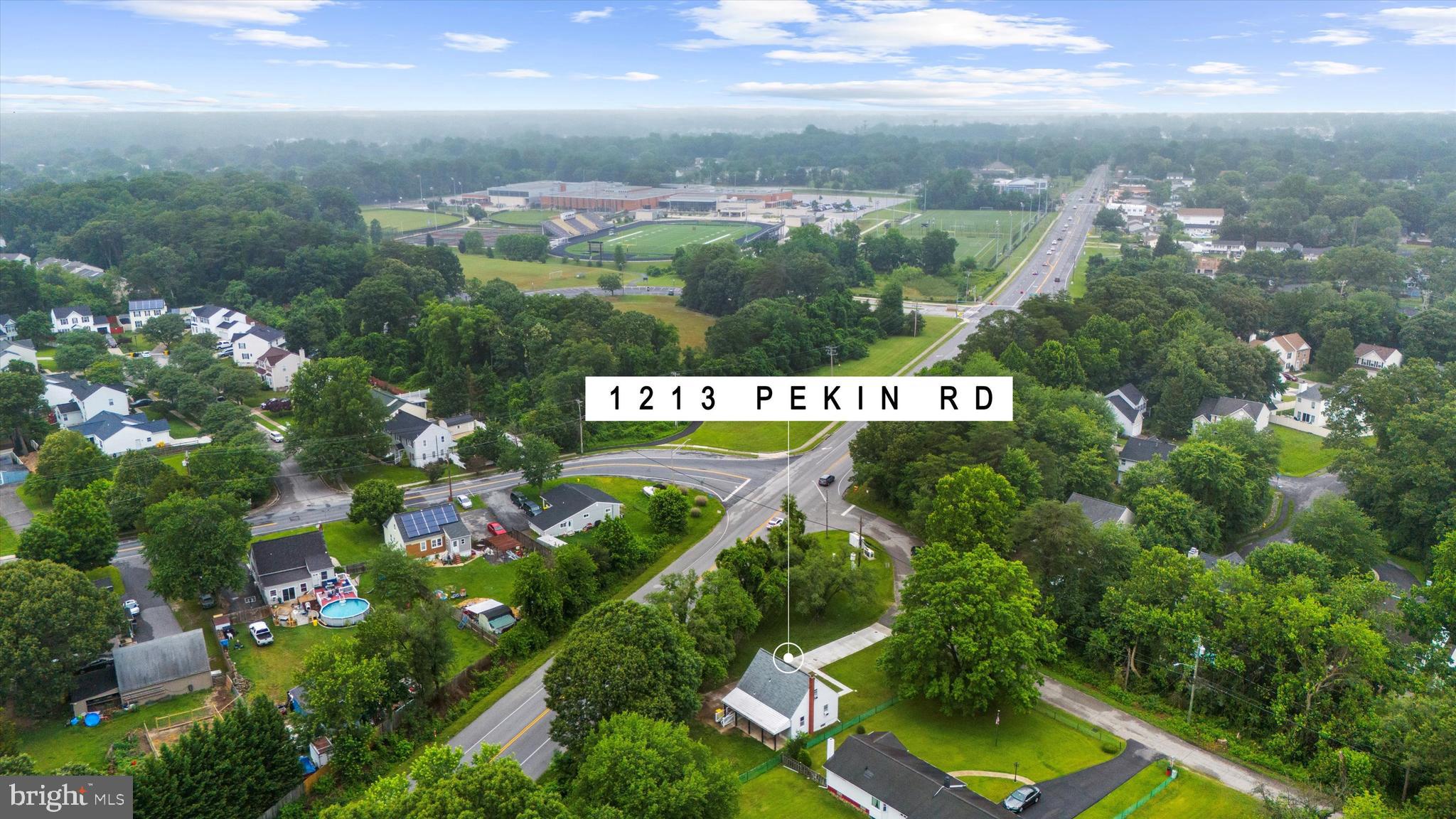 1213 PEKIN ROAD