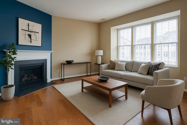 524 FOX RIVER HILLS WAY