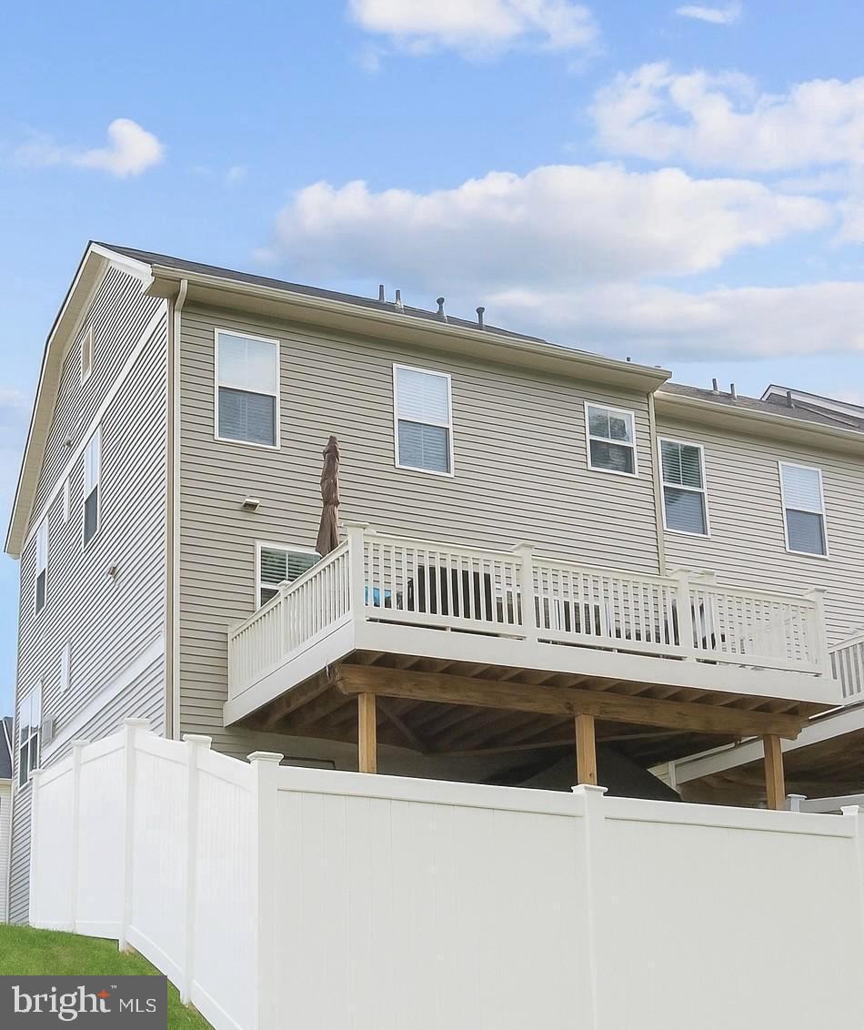 524 FOX RIVER HILLS WAY