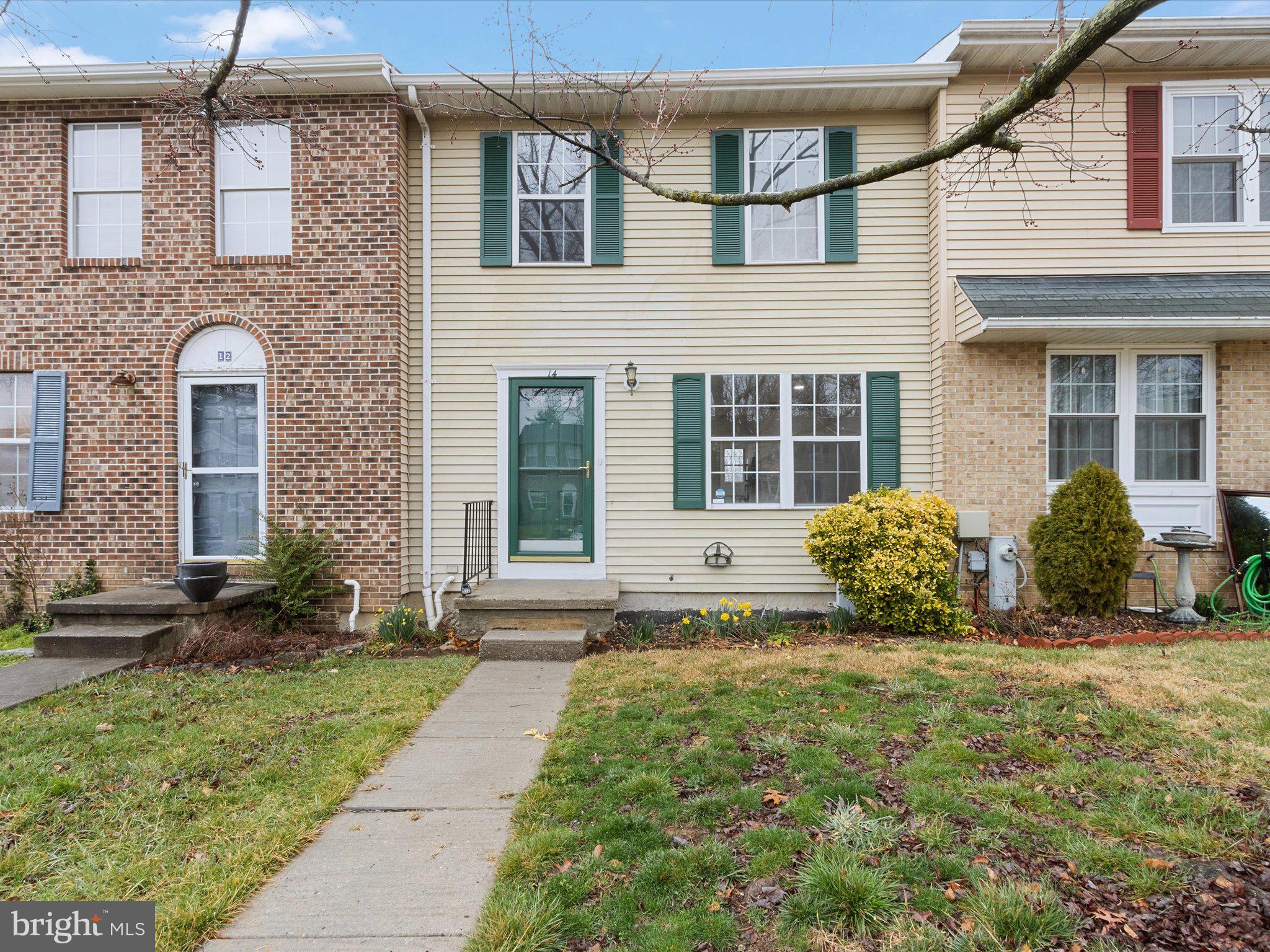 14 Derwood Ct