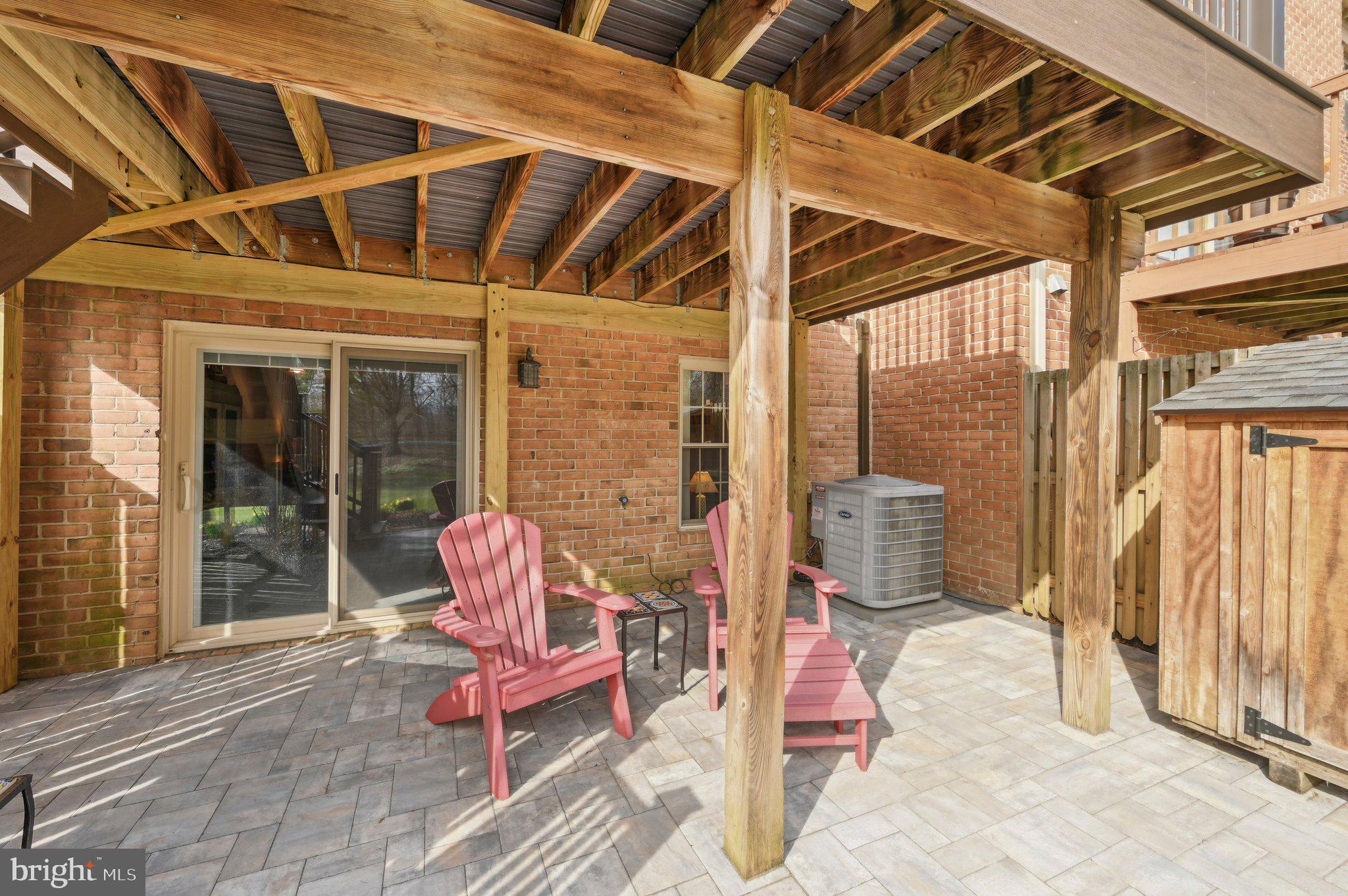 27 Victoria Falls Ct