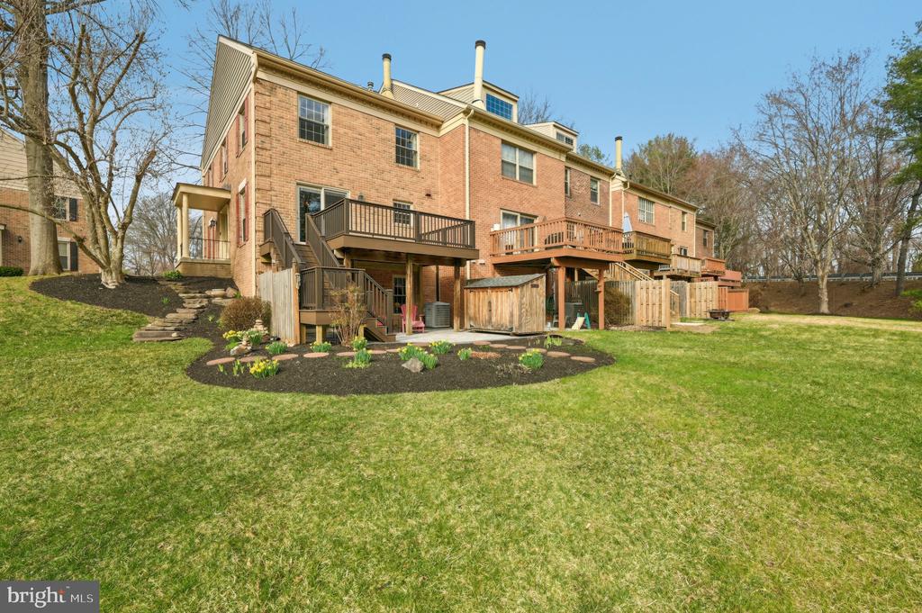 27 Victoria Falls Ct