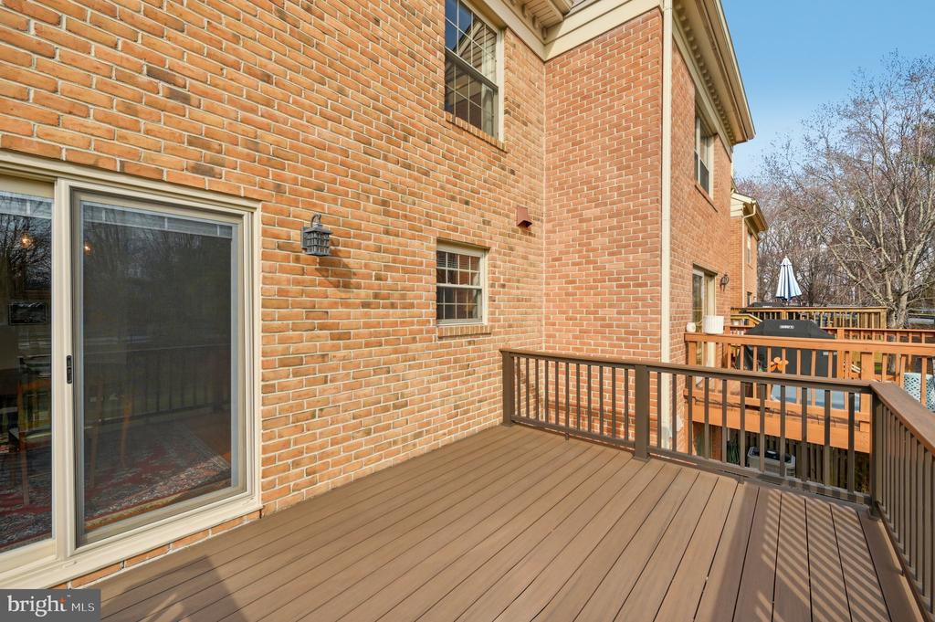 27 Victoria Falls Ct
