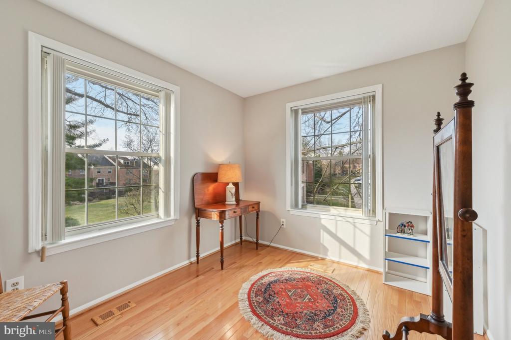 27 Victoria Falls Ct