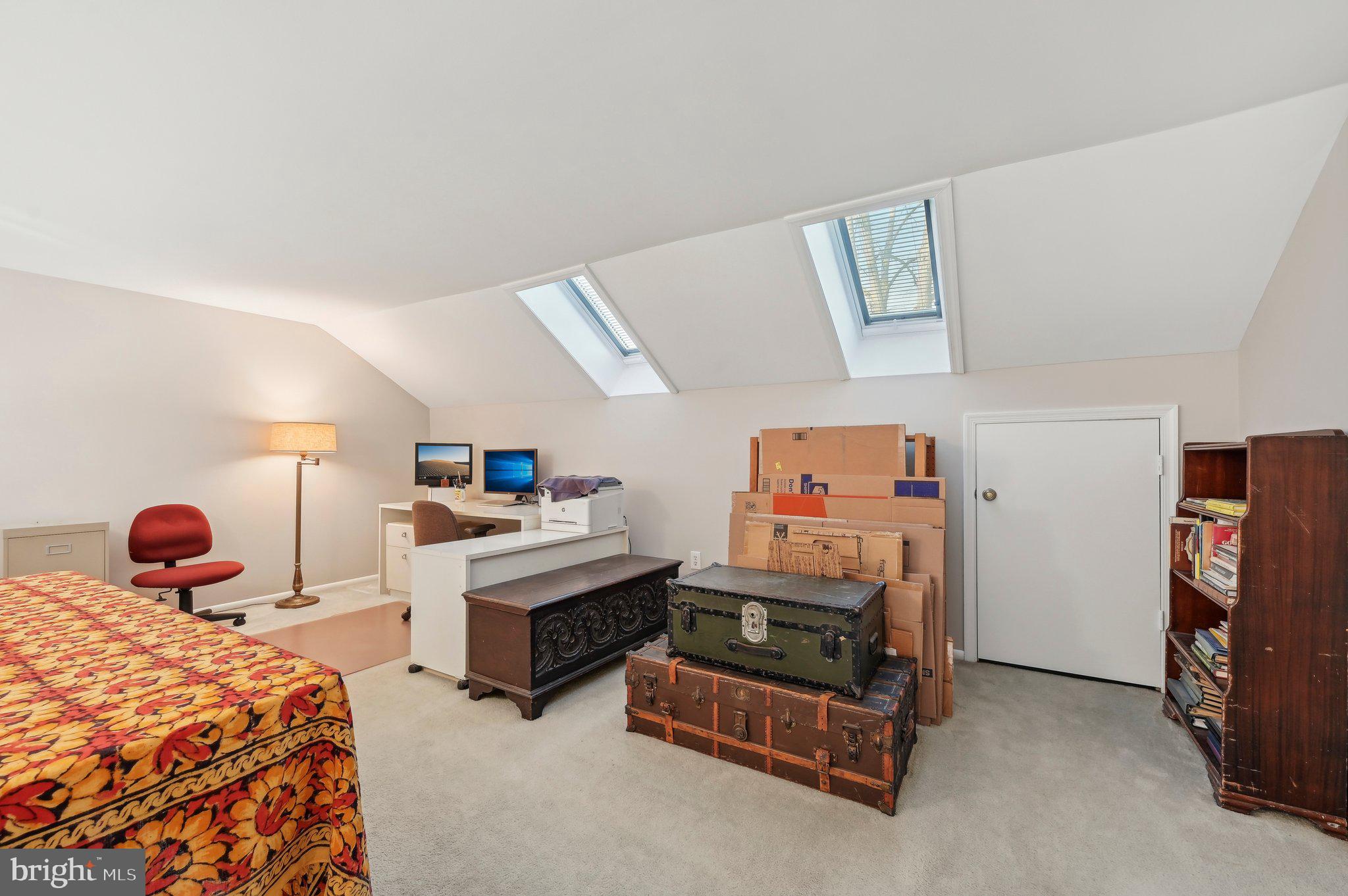 27 Victoria Falls Ct