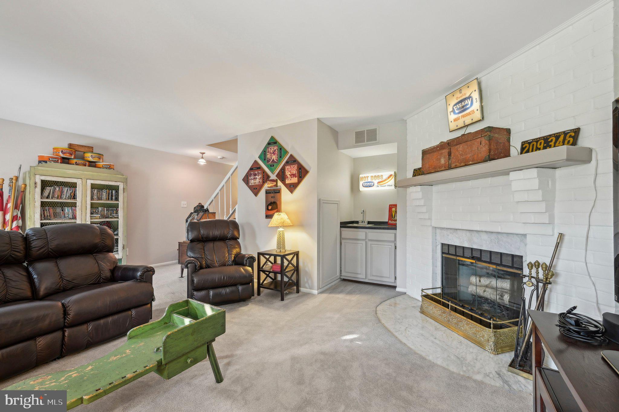 27 Victoria Falls Ct