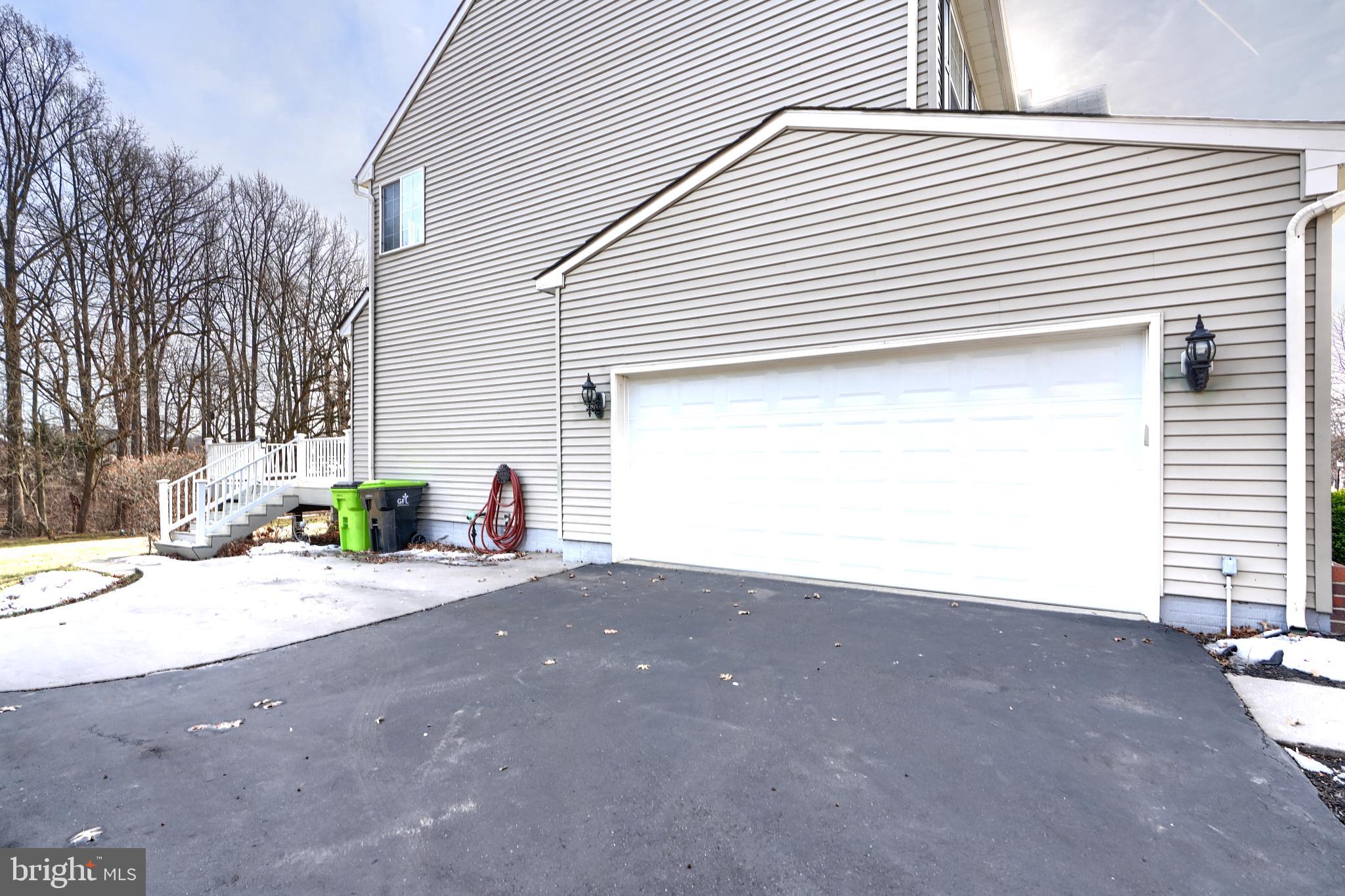 298 Arthur Ave