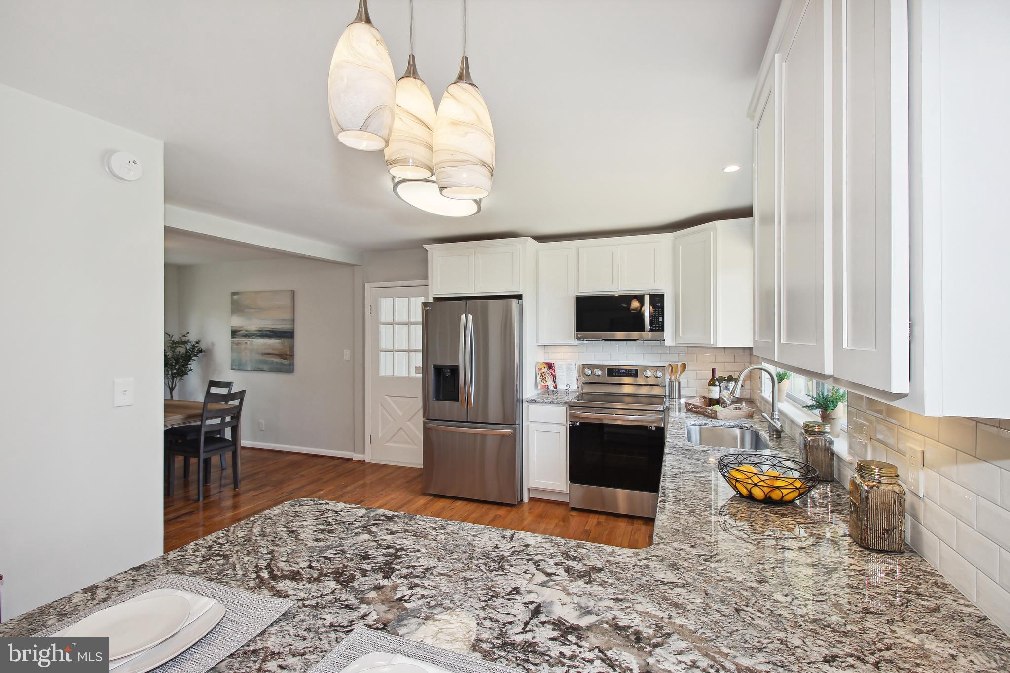 2122 Uniontown Rd