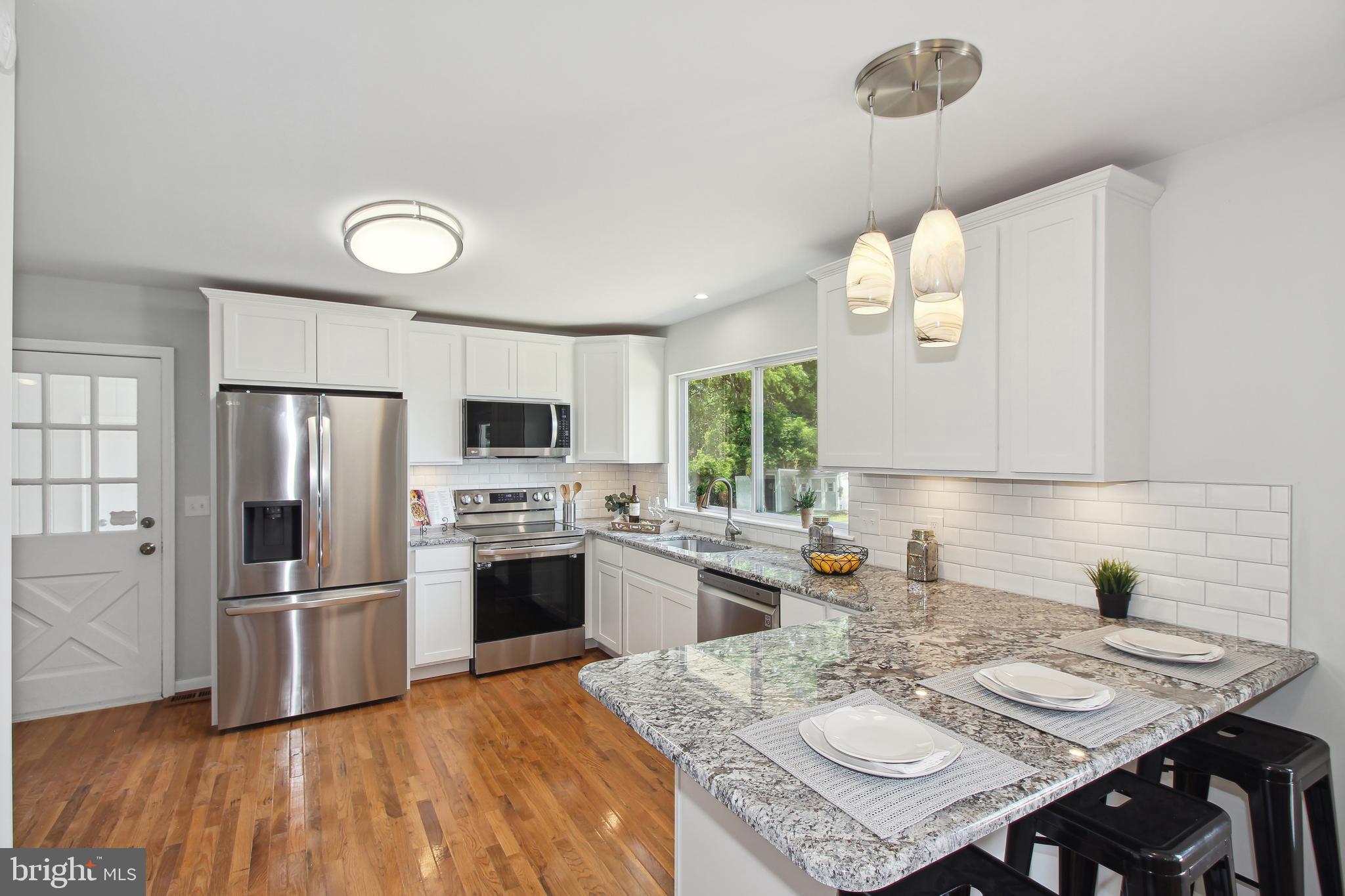 2122 Uniontown Rd