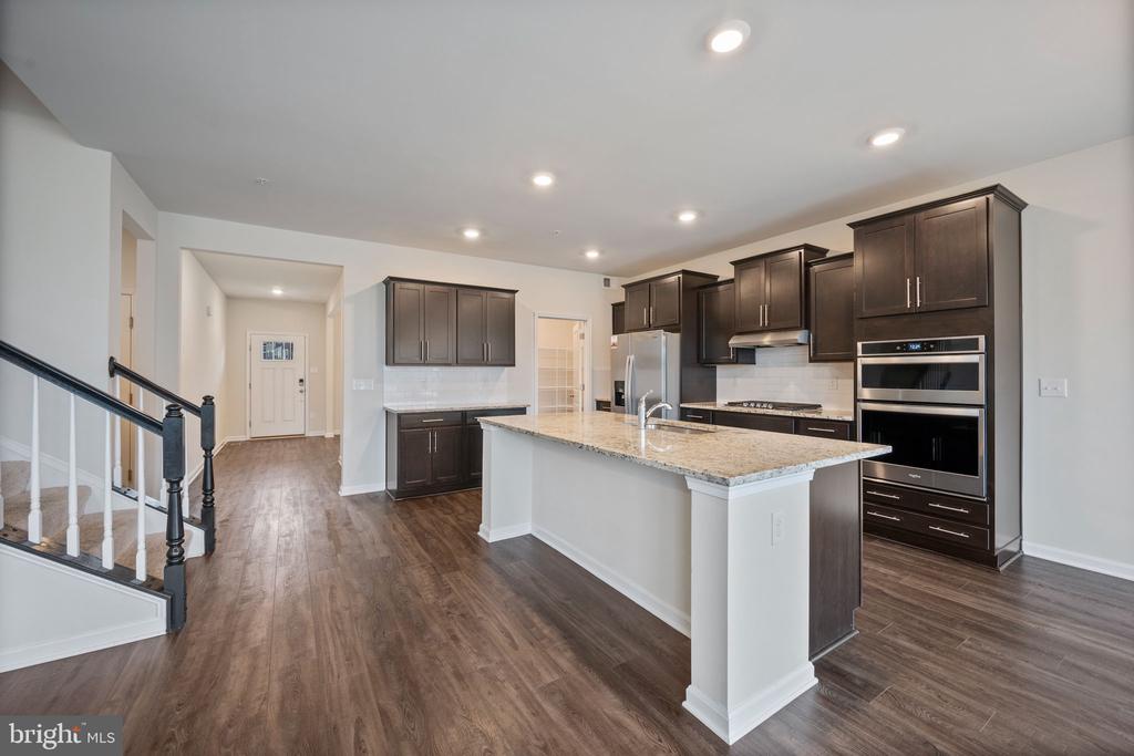 7026 FREEDOM WAY