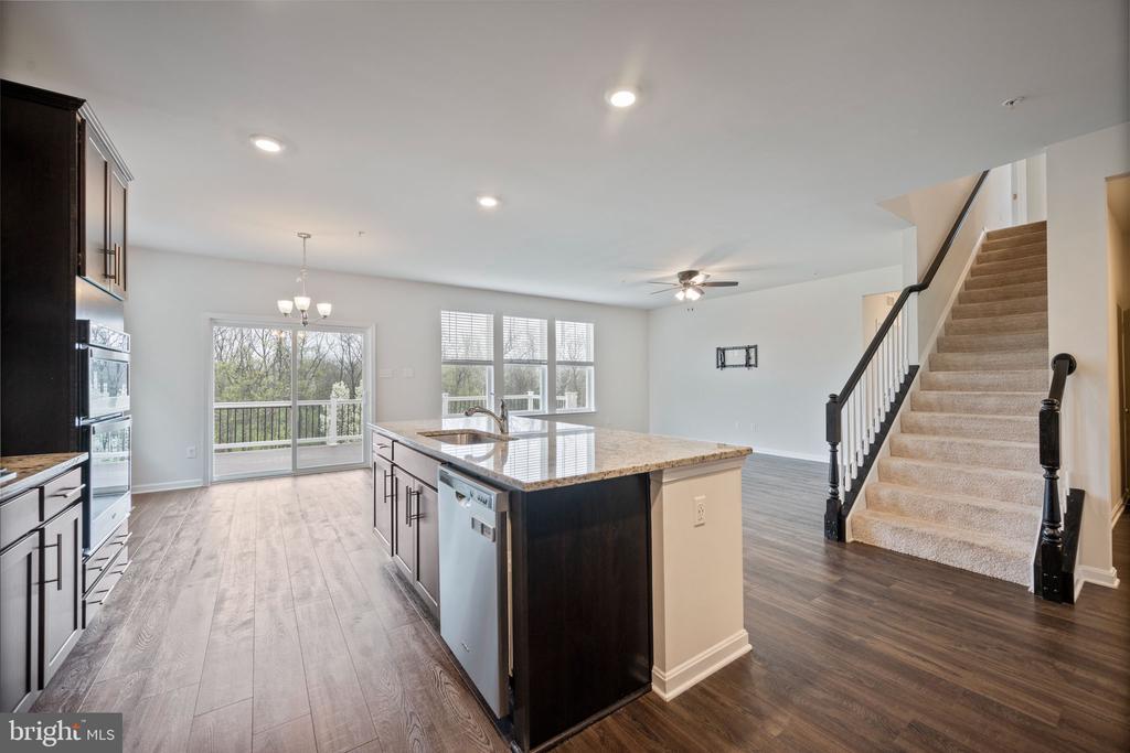 7026 FREEDOM WAY