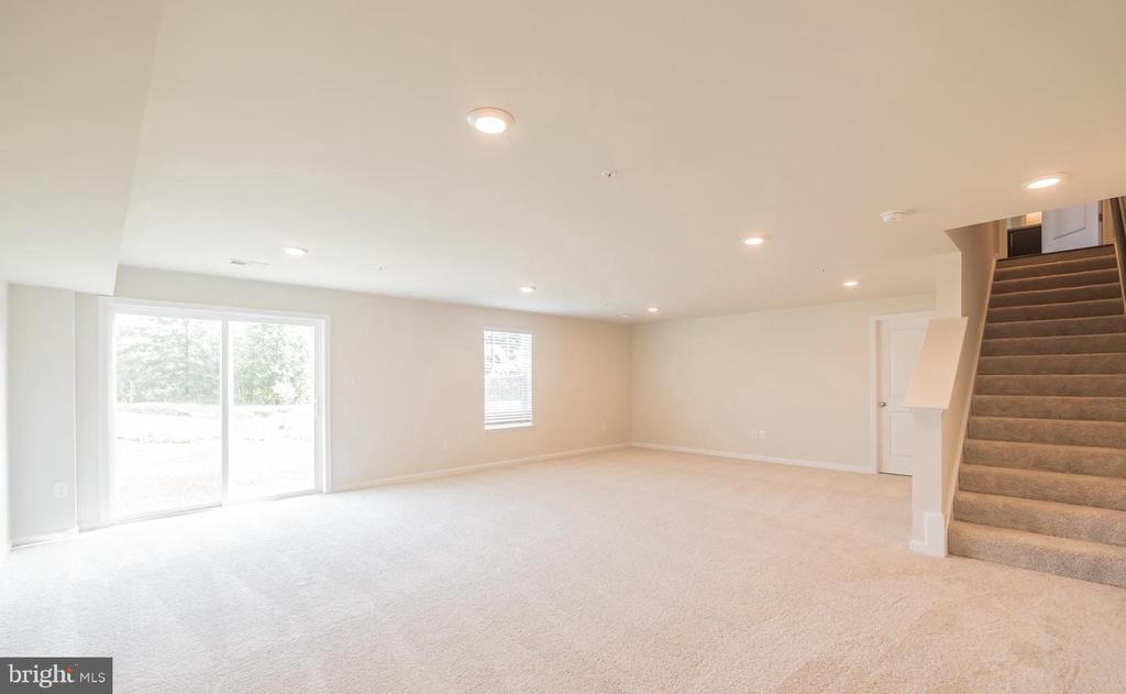 7026 FREEDOM WAY