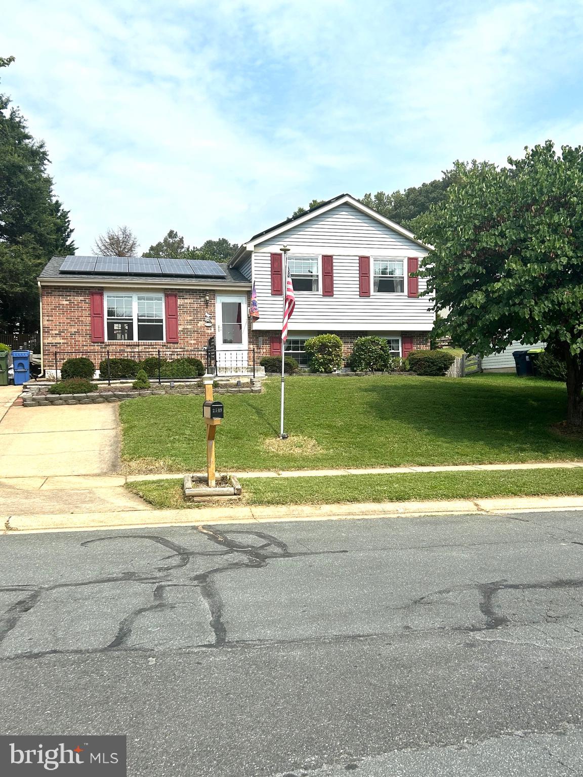 2509 LAUREL VALLEY GARTH