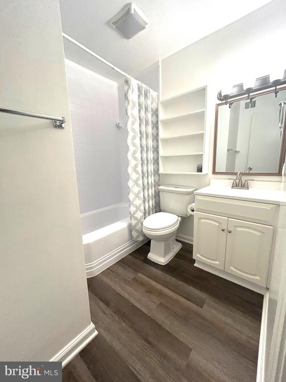 10623 SHASTA COURT T-5