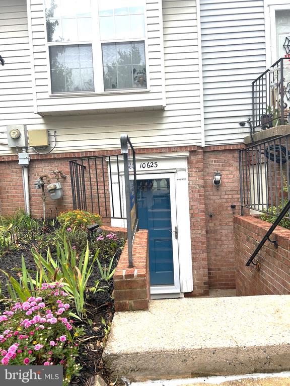 10623 SHASTA COURT T-5
