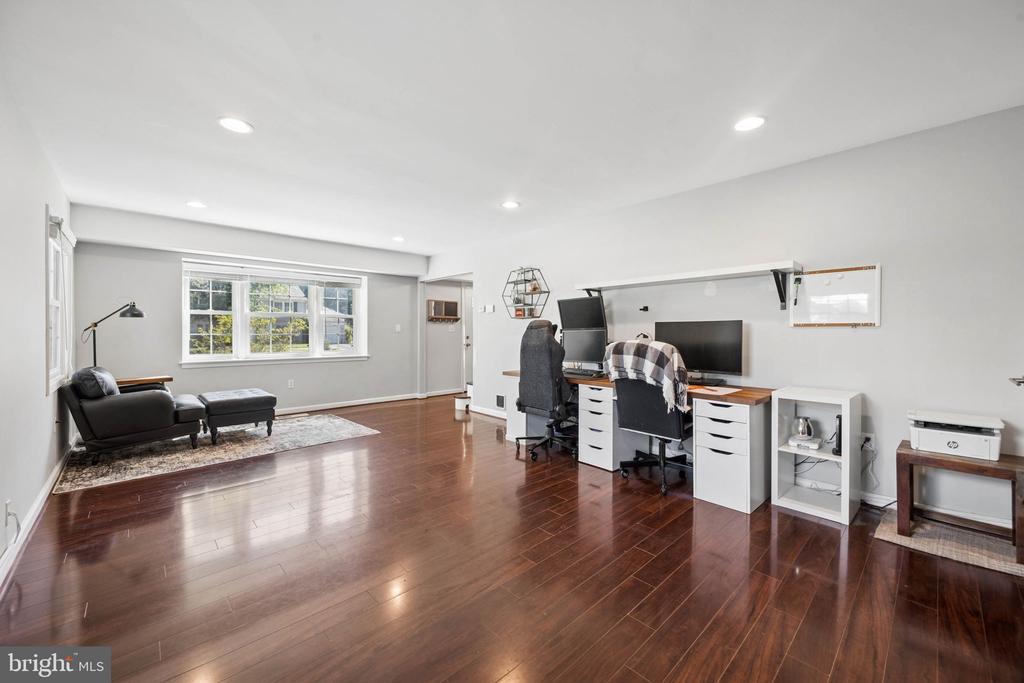 3106 SUPERIOR LANE LANE