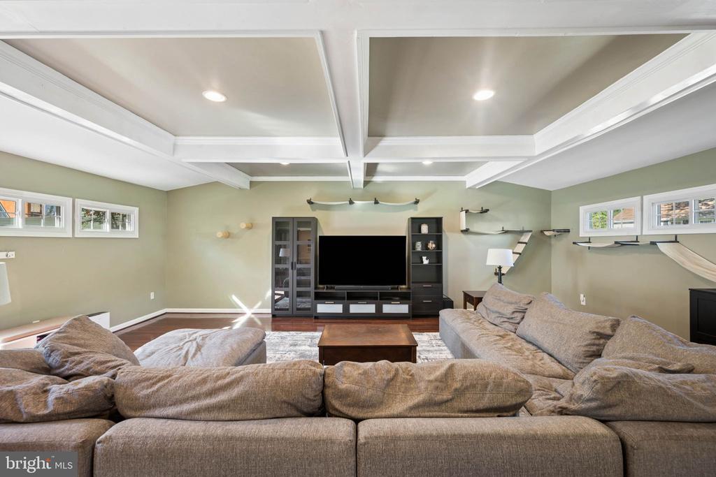 3106 SUPERIOR LANE LANE