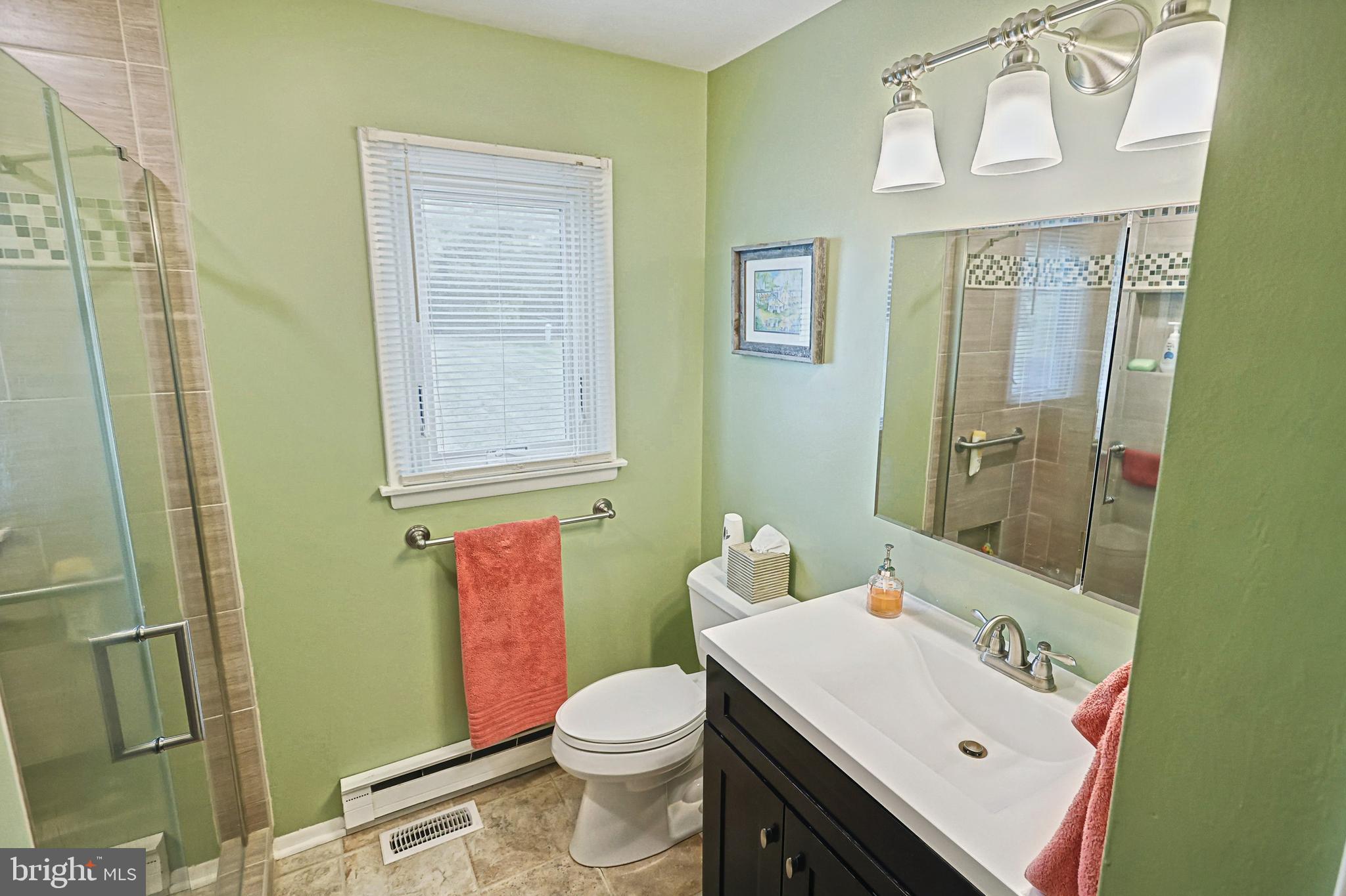 35 Kinsey Dr