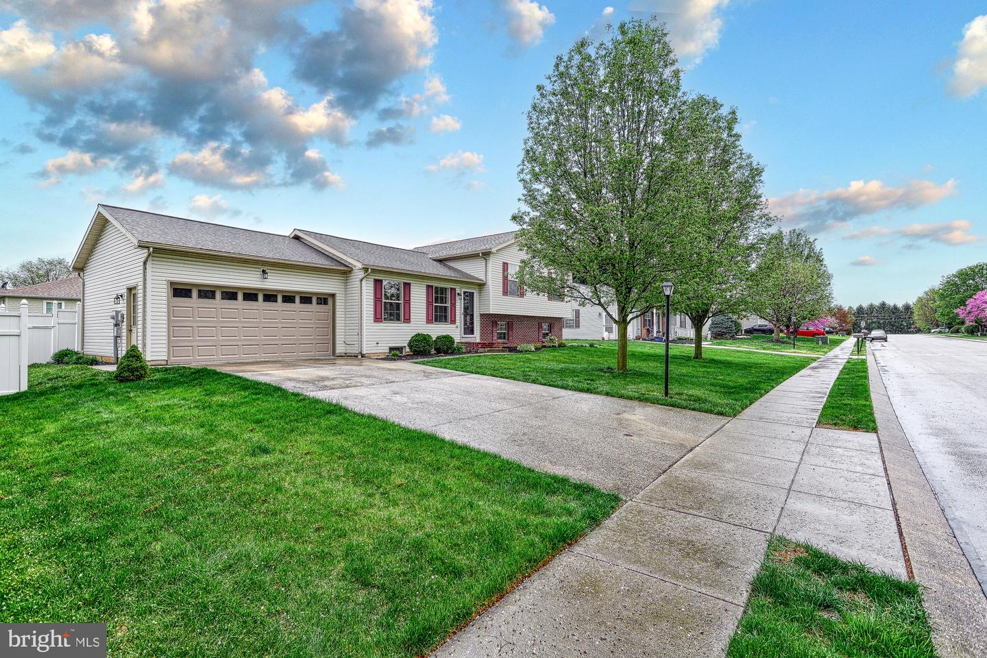 1678 Beech Ln