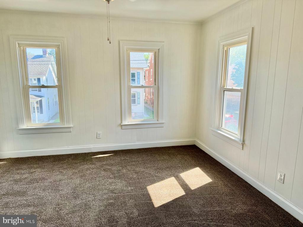 215 Centennial Ave