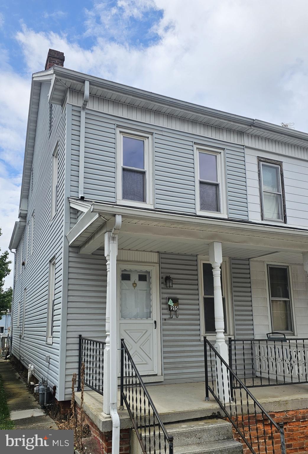 215 Centennial Ave