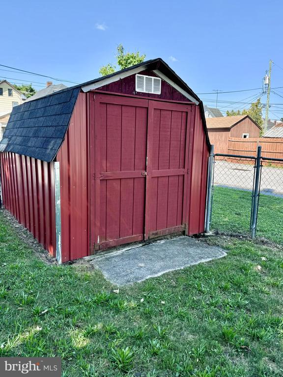 215 Centennial Ave