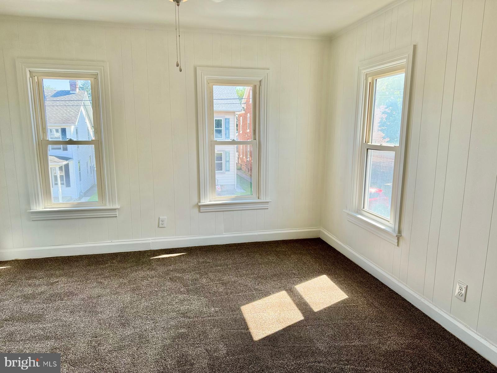 215 Centennial Ave