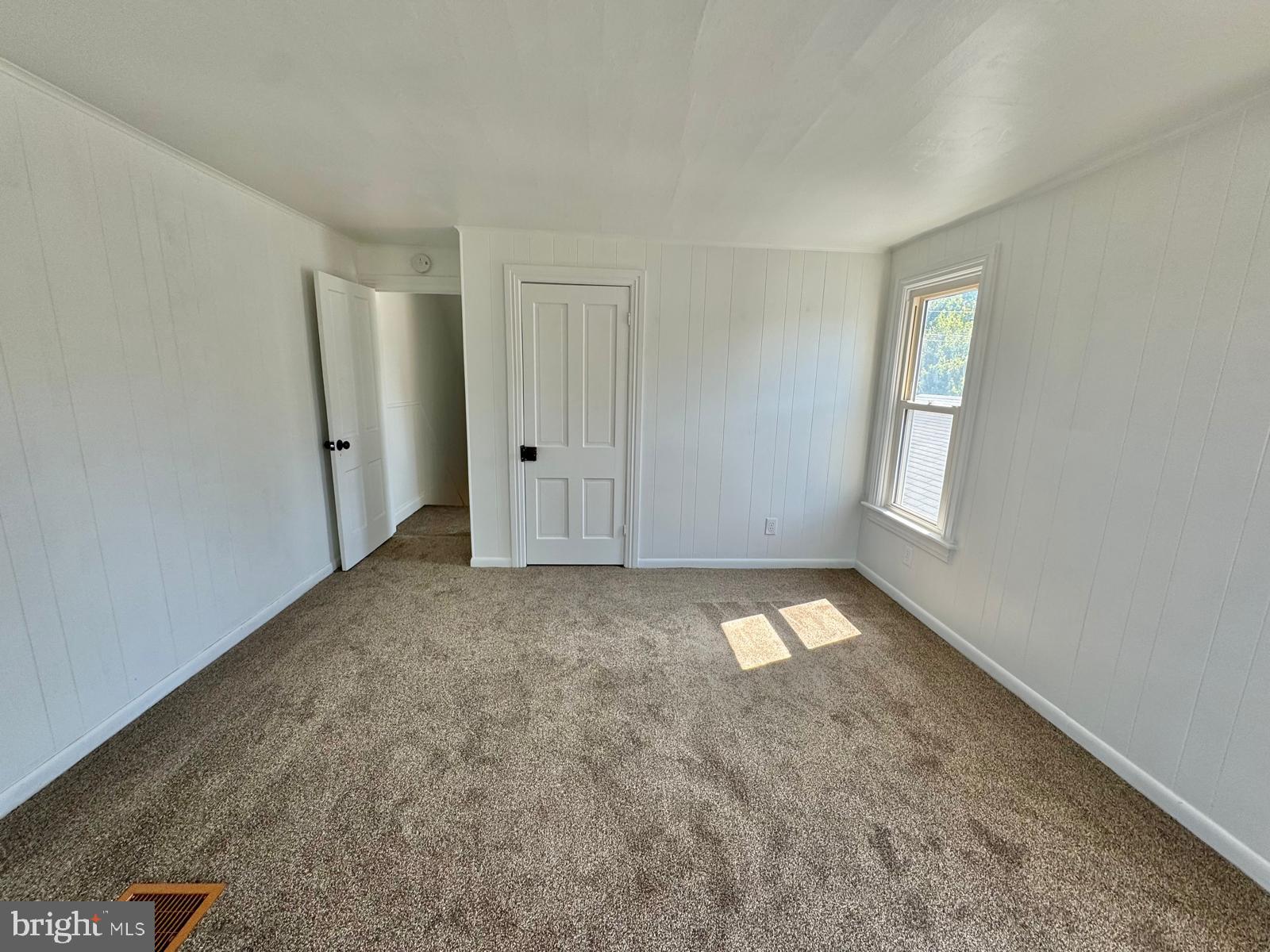215 Centennial Ave