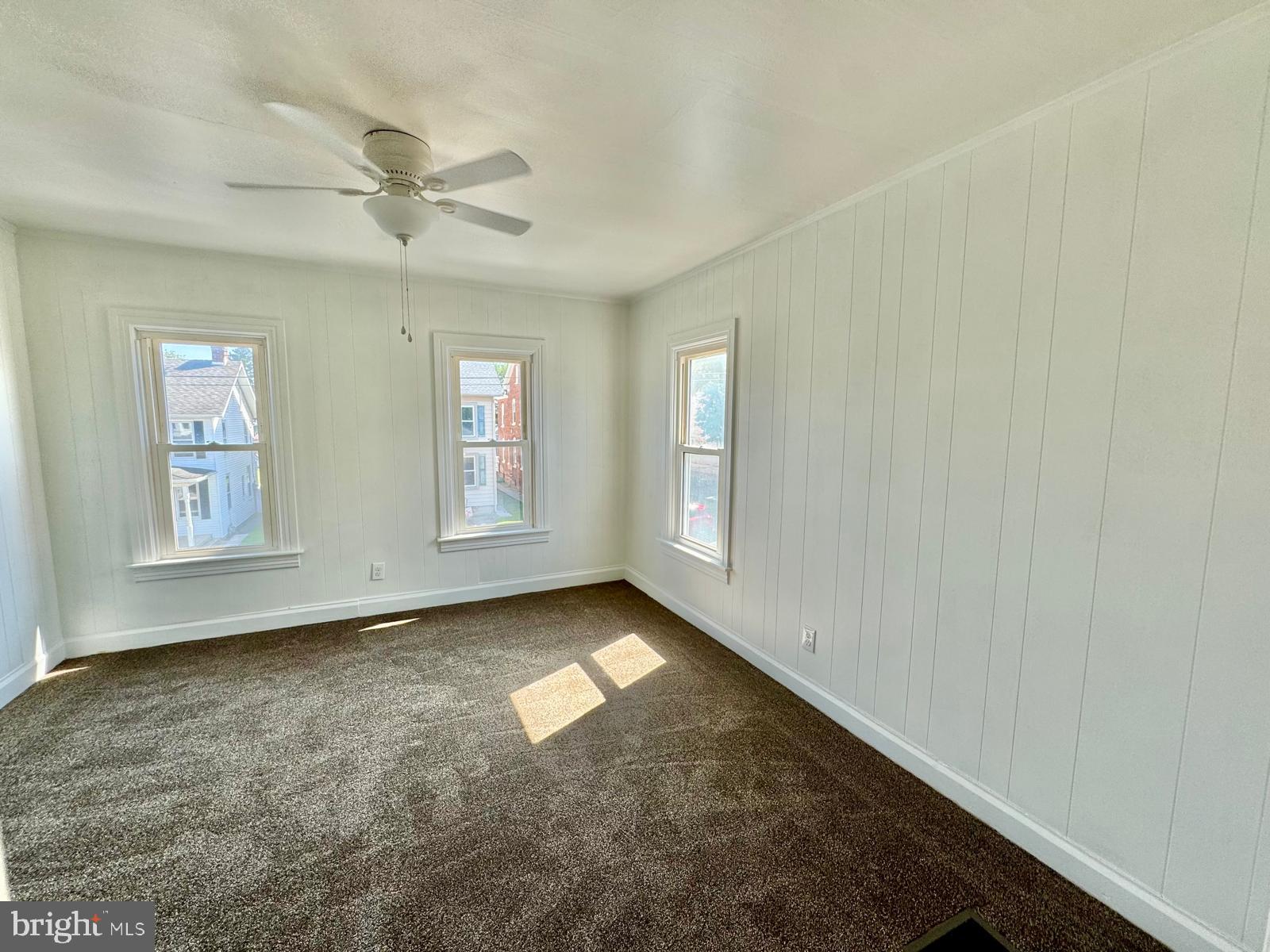 215 Centennial Ave