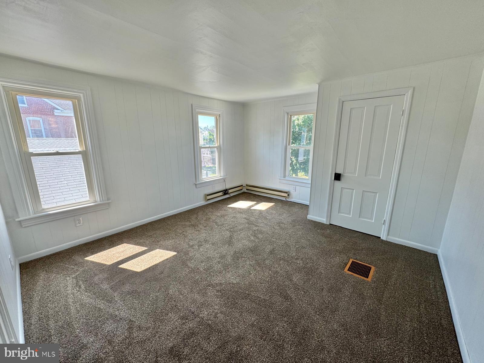 215 Centennial Ave