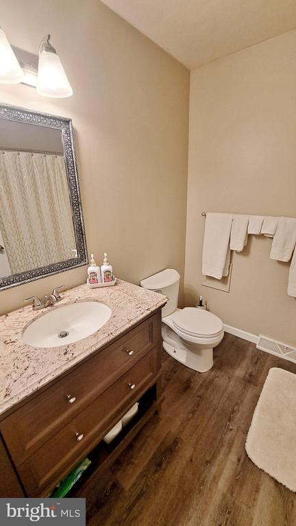451 CLOVER LANE