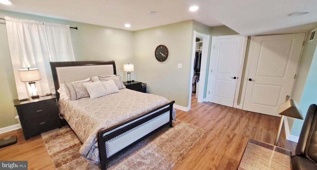 451 CLOVER LANE