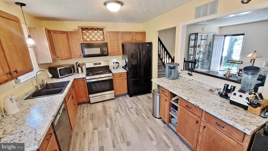 451 CLOVER LANE